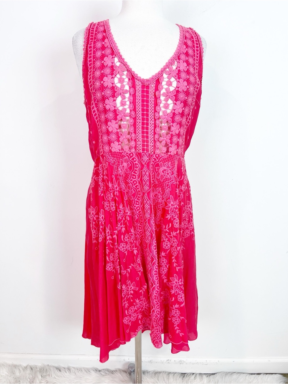 JOHNNY WAS ORANGE PINK EMBROIDERED SLEEVELESS V-NECK SILK BLEND DRESS LARGE